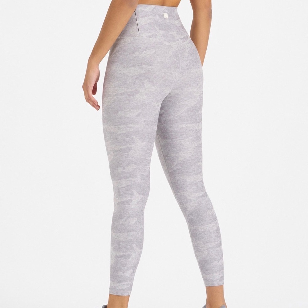 Vuori Clean Elevation Legging - image 2